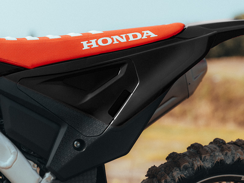 RTech Revolution Side Panel Kit for Honda CRF-R, RWE & RX (2025-2026) - (Grey/Black)