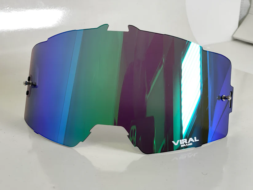 Viral Brand Signature/ALPHA Series Lens with Metal Pins (Revo Green)